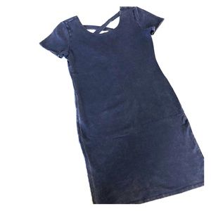 💋2/$15 Blue distressed dress
